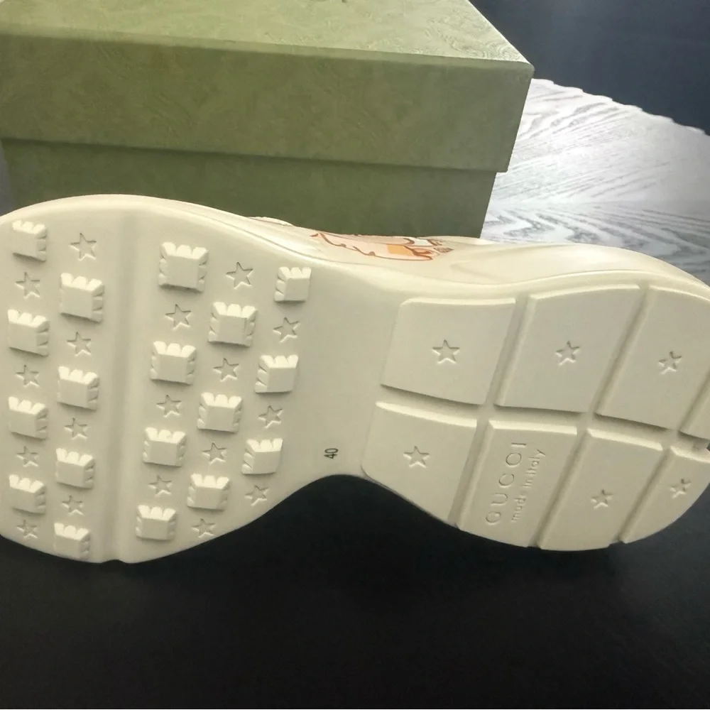 Brand New Gucci(WMNS) Gucci Kawaii Rhyton Leather Sneakers 'Cream White' Size 10
